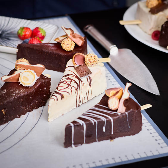 Cheesecake-Sticks auf der Back- und Arbeitsmatte