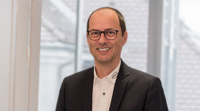Portrait des Geschäftsführers Heinz-Uwe Vogel