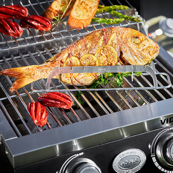 Fisch auf dem Frischhalter